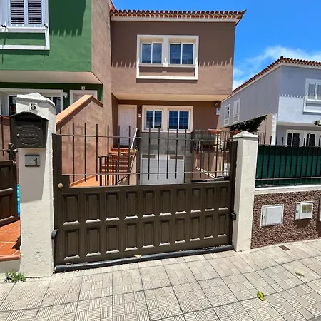 Chalet Banot Patio Privado Rutas Senderismo